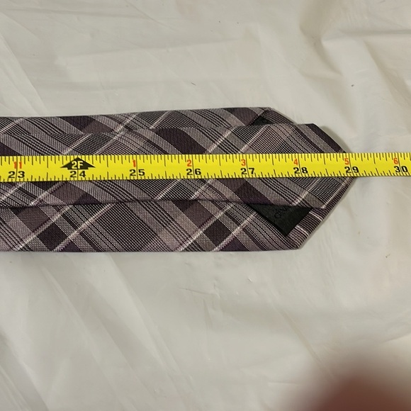 Calvin Klein mens tie purple plaid mint condition 3” wide by 58” long - Picture 4 of 6